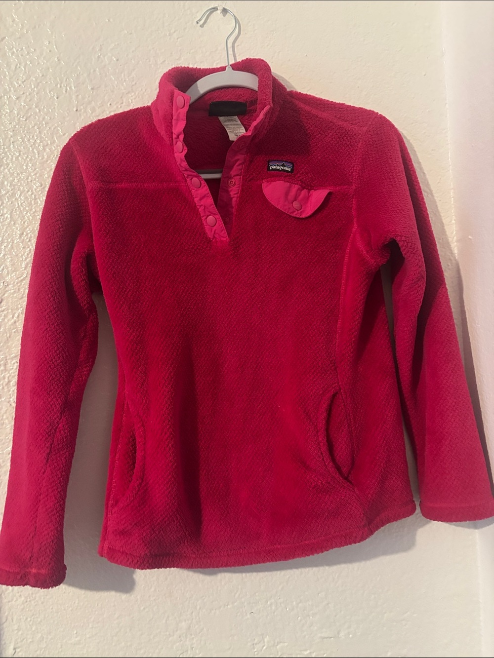 Patagonia Women's Bright Pink Snap-Front Fleece Pullover